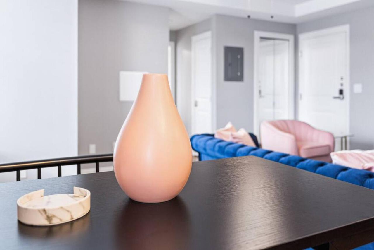 Your Cozy One Bedroom Midtown Детройт Экстерьер фото